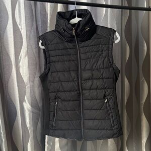 Women's Black Puffer Vest